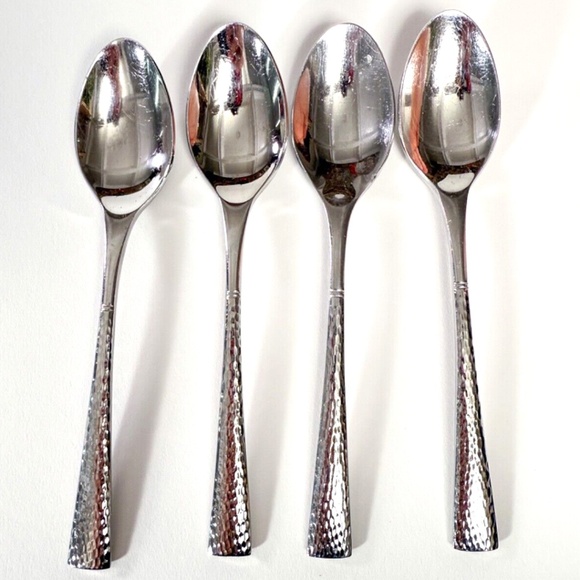 (4) Reed & Barton Hammered Stainless Steel Teaspoons – Good/Fair Condition 🍽✨ - Picture 1 of 7